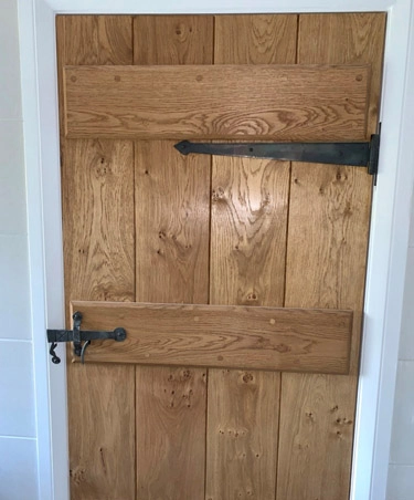 INTERNAL DOOR